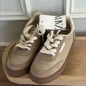 Brand New- Zara Cream and Tan Casual Sneakers